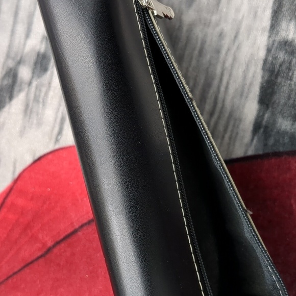 Jack George's black wallet - Picture 8 of 13